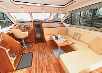 Boat interior image 3